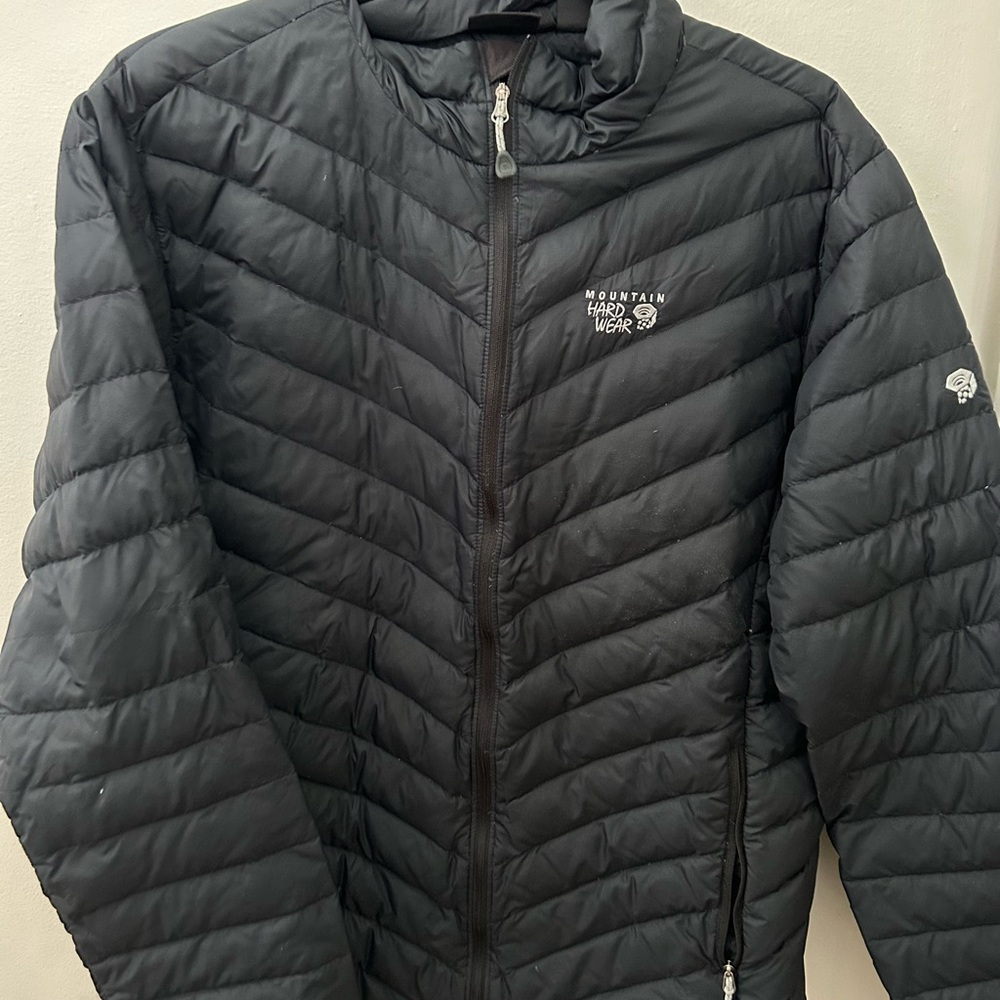 Mountain Hardwear Black Chevron Puffer Jacket Lightweight Insulation
